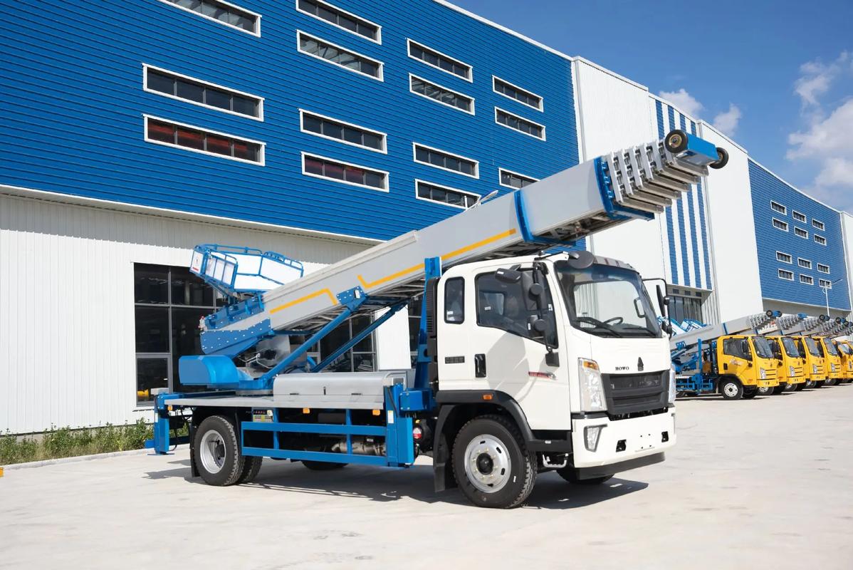 桐乡出租云梯车高空作业车 建筑垃圾搬运